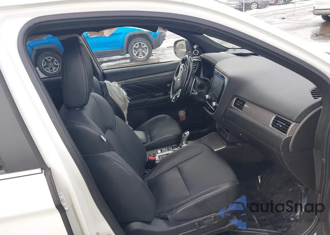 JA4J24A54LZ029737: 44146173