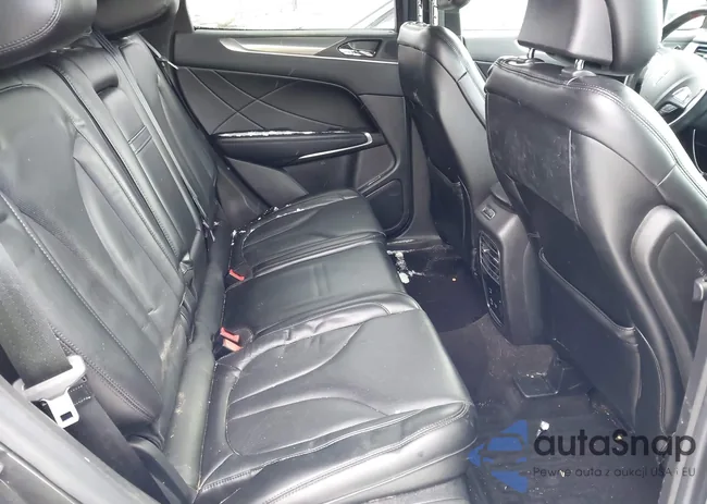 5LMCJ3D9XKUL22461: 44146355