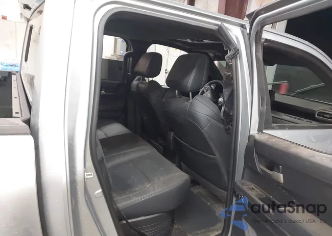 3TYLC5LN4ST020202: 44146356