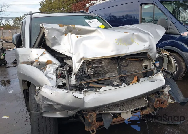 JTEBU14R570122757: 44146372