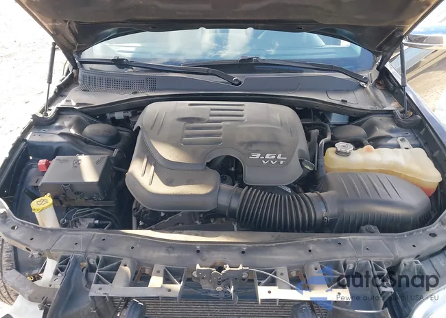 2C3CCAAG4JH320428: 44147582