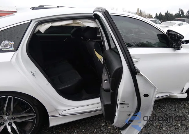 1HGCV2F98NA012626: 44147654