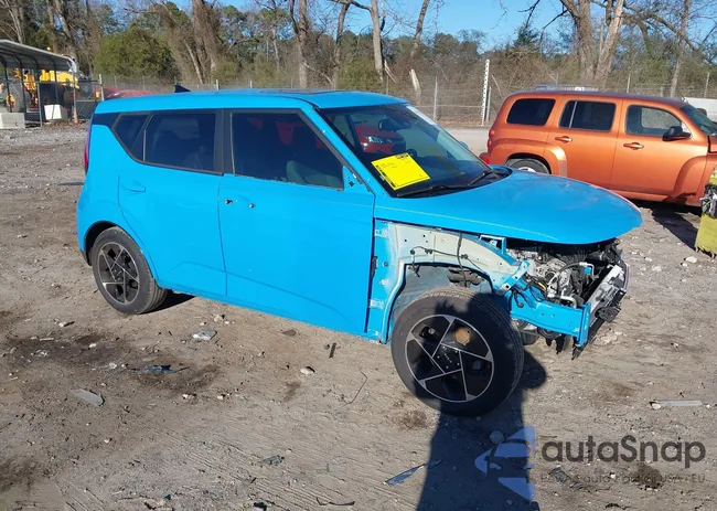 KNDJ33AU9P7193622: 44147677