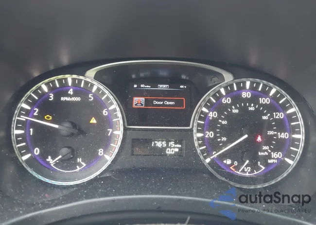 5N1AL0MM8EC531747: 44147702