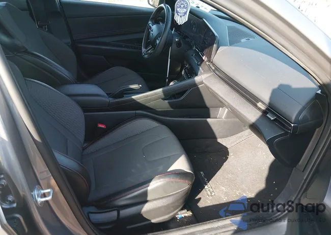 KMHLR4AF5PU415309: 44147719