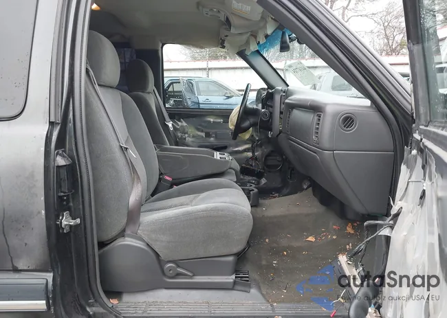 2GCEC19V741243686: 44147724