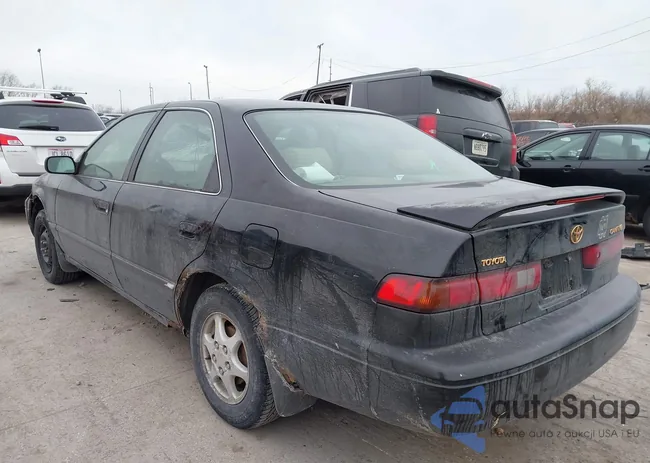 4T1BG22K5VU138997: 44147755