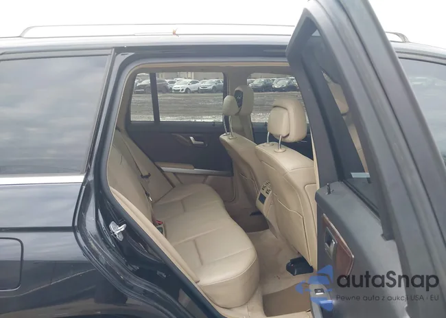 WDCGG8HB7CF873366: 44147756