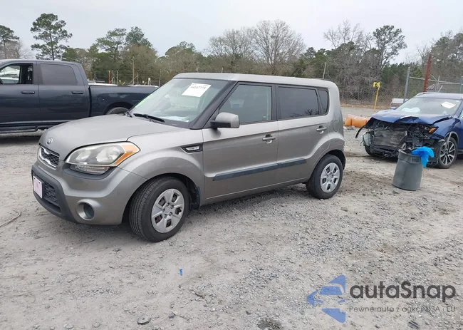 KNDJT2A57D7634937: 44147775