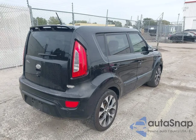 KNDJT2A62C7742616: 44147791