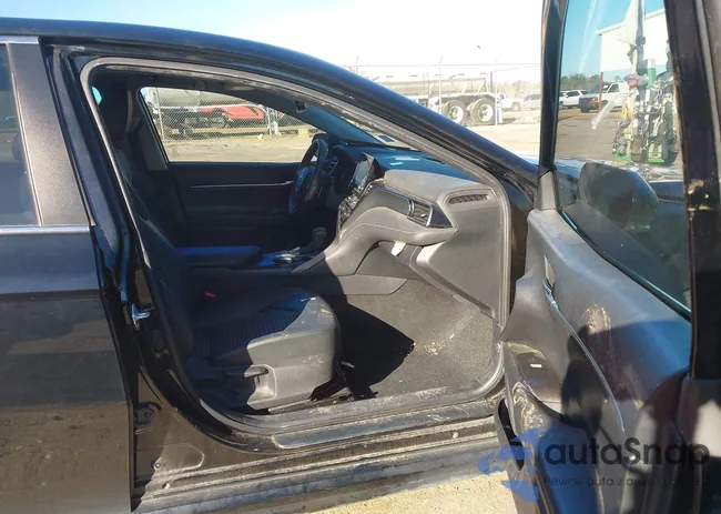 4T1T11AK4NU621754: 44147813