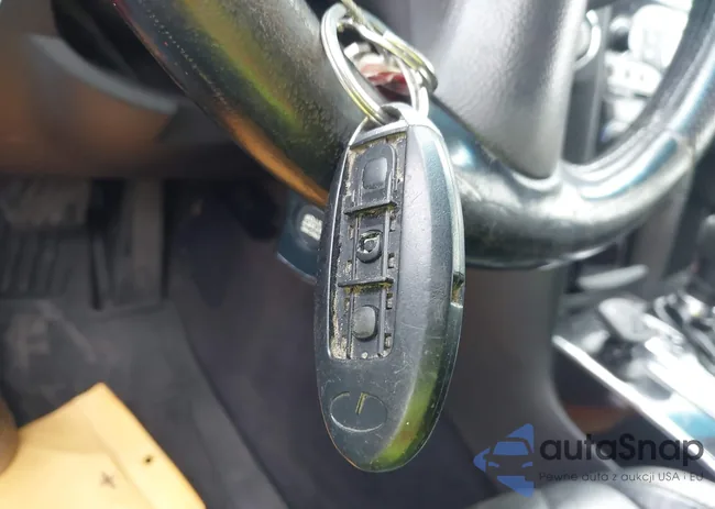 JN8AS1MW7AM856056: 44147891