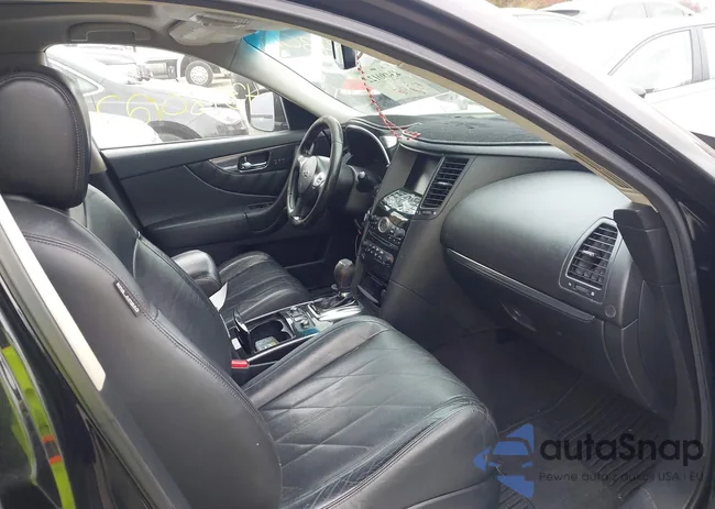 JN8AS1MW7AM856056: 44147891