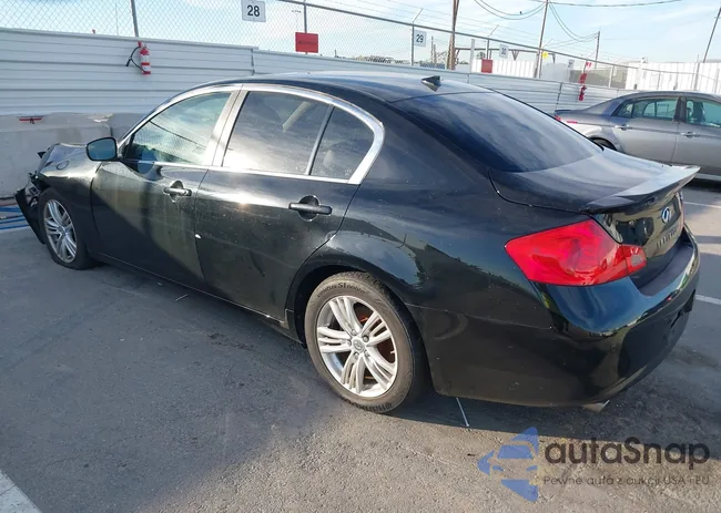 JN1CV6AP2CM623603: 44147901