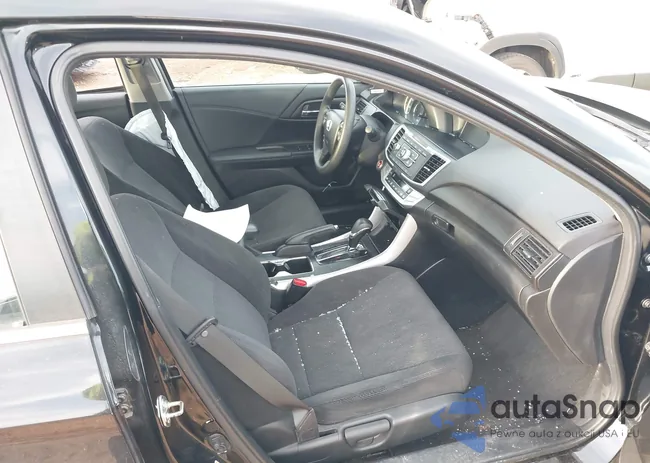 1HGCR2F74FA257931: 44147991