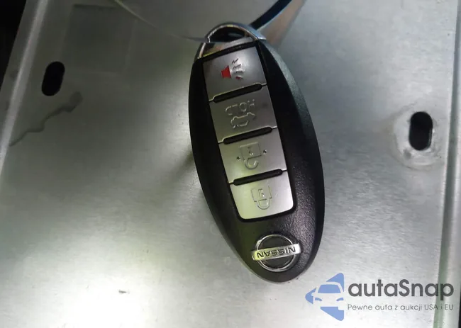 1N4AL21E58C226777: 44148005