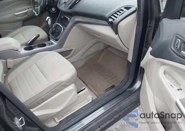 1FADP5AU9GL120017: 44148009