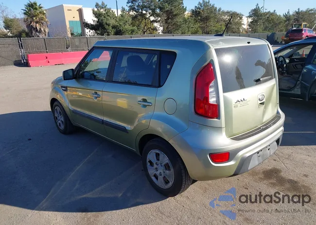 KNDJT2A58D7596067: 44148014