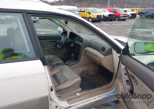 4S3BH806527666558: 44148046