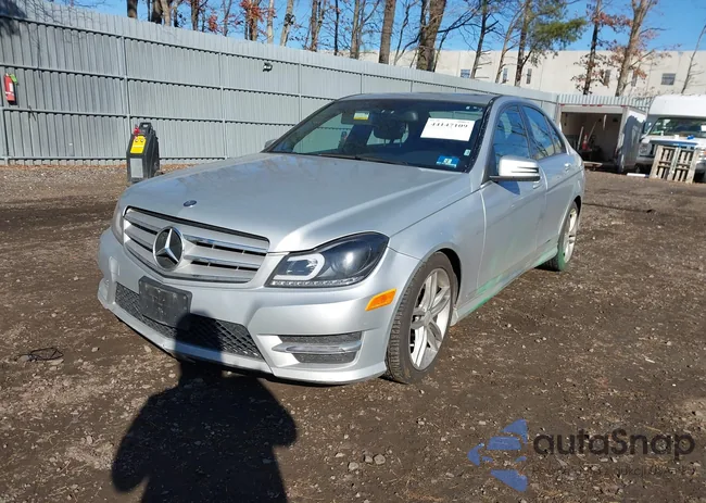 WDDGF8BB3CR192336: 44147109