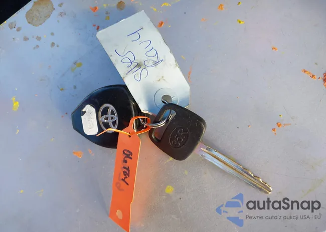 JTMBD35V765005548: 44147132