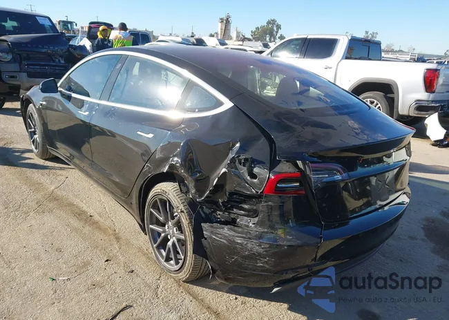 5YJ3E1EA1HF002181: 44147142