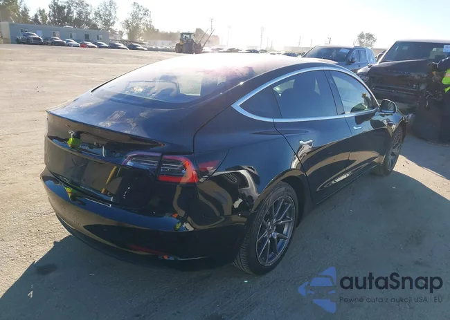 5YJ3E1EA1HF002181: 44147142