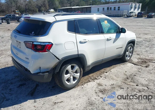 3C4NJCBB6JT468869: 44147149