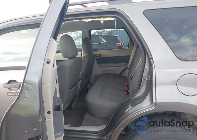 1FMCU0D79AKB24732: 44147179