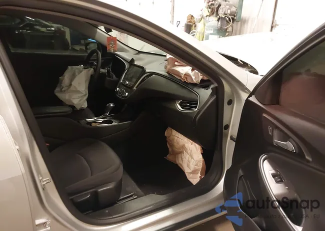 1G1ZC5ST4KF117849: 44147231