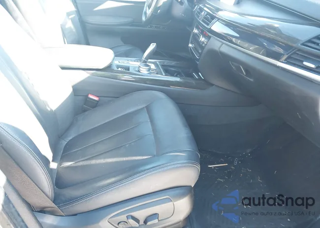 5UXKR0C38H0V73937: 44148499