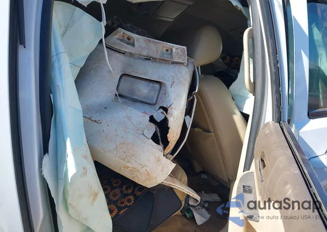 1GNSKJE7XCR138876: 44148563