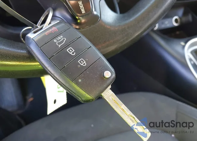 KNDJN2A23K7665261: 44148638