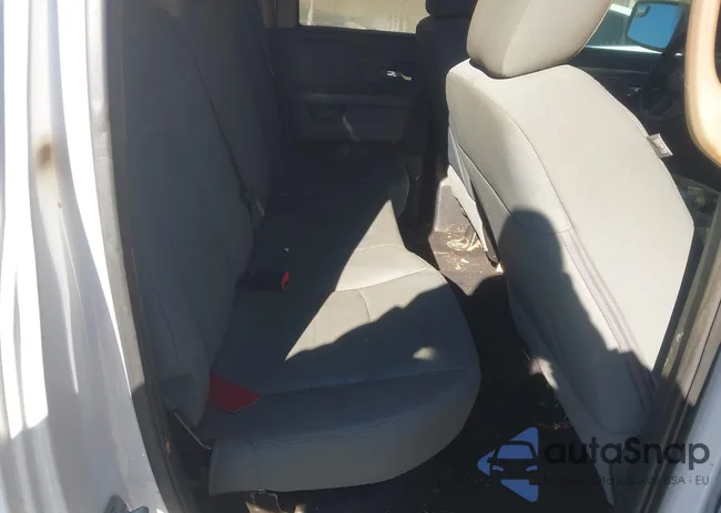 1C6RR7GT6HS544886: 44148659