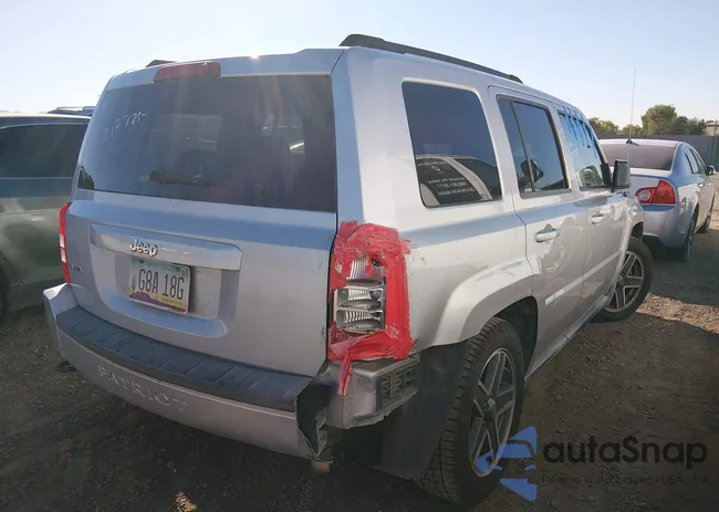 1J4NF2GB3AD519037: 44148703