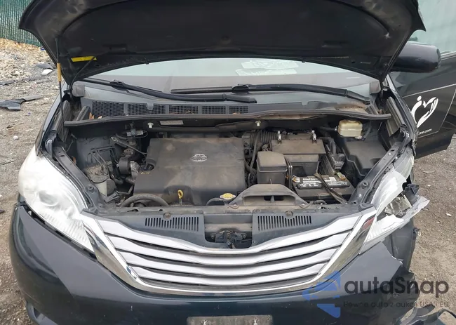 5TDYK3DC8FS640224: 44148718