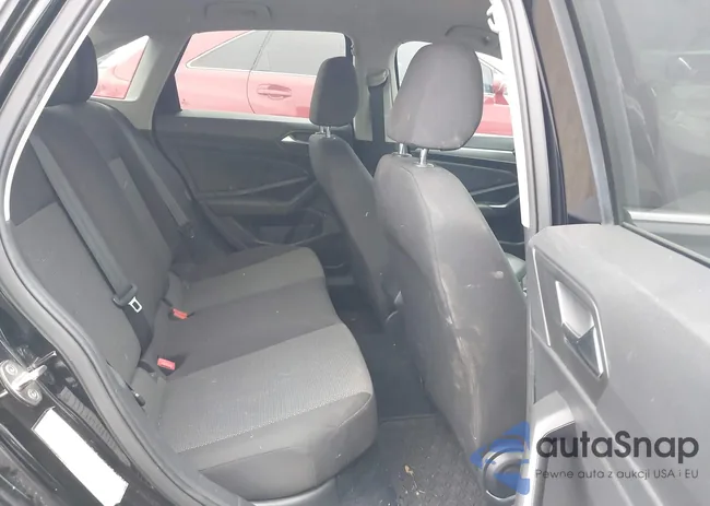 3VWC57BU1MM037680: 44148770