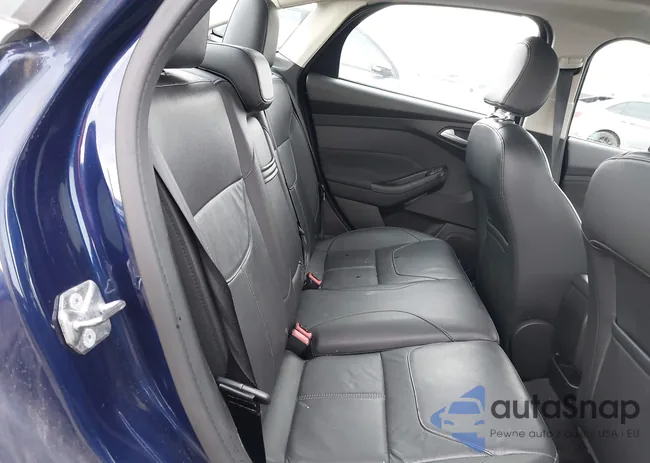 1FADP3J20GL229386: 44148840