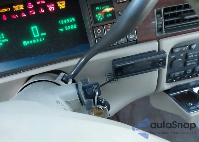 1G6KD52Y0TU238766: 44148871