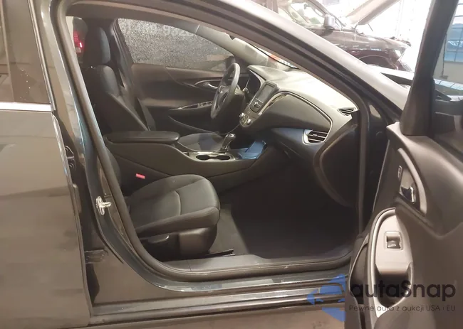 1G1ZB5ST7HF154292: 44148876