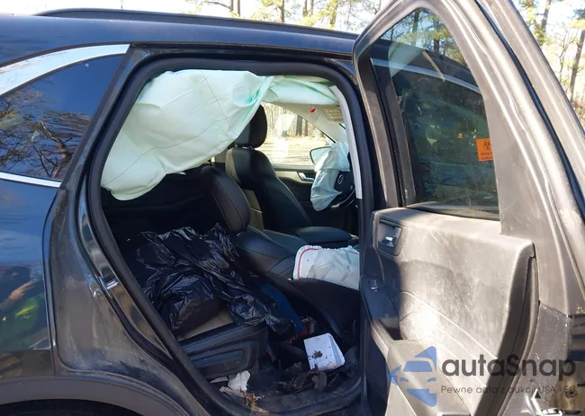 1FMCU9J95NUA09758: 44148947