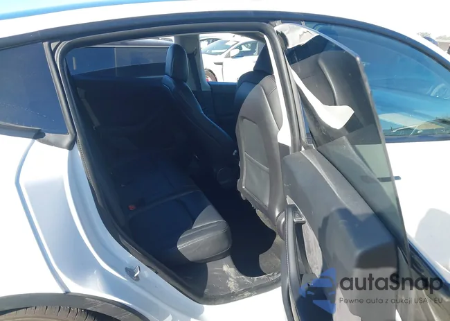 5YJYGDEE8MF180829: 44148989