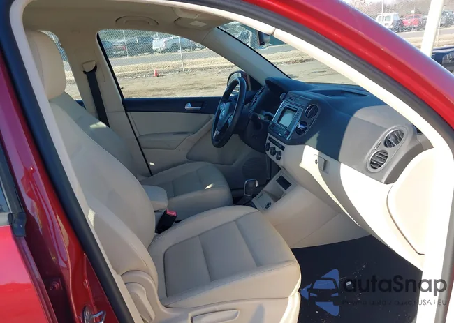 WVGAV7AX5GW002114: 44149042