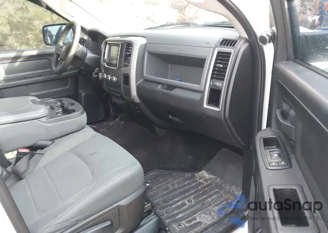 1C6RR7KG2FS648749: 44148216