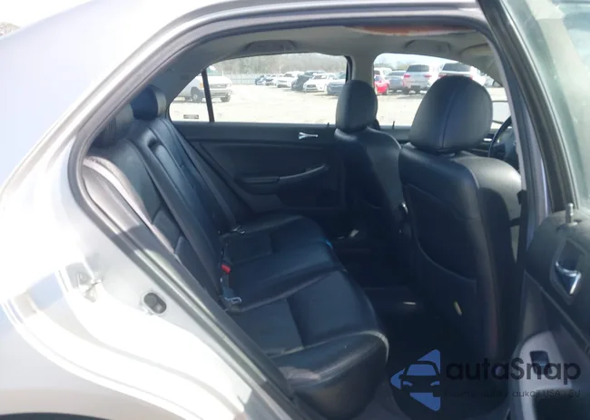 1HGCM568X6A039162: 44148237