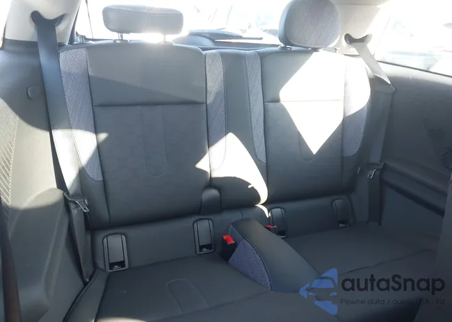 WMW23GD09S2X09808: 44148255