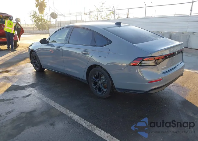 1HGCY1F43SA013362: 44148267