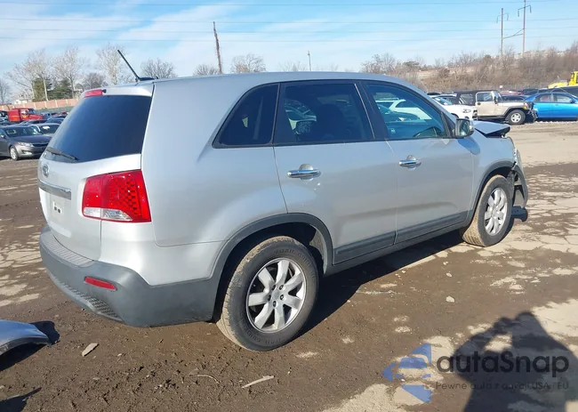 5XYKT3A18CG204889: 44148277