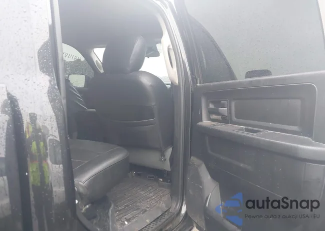 1C6RR6KG4HS615264: 44148311