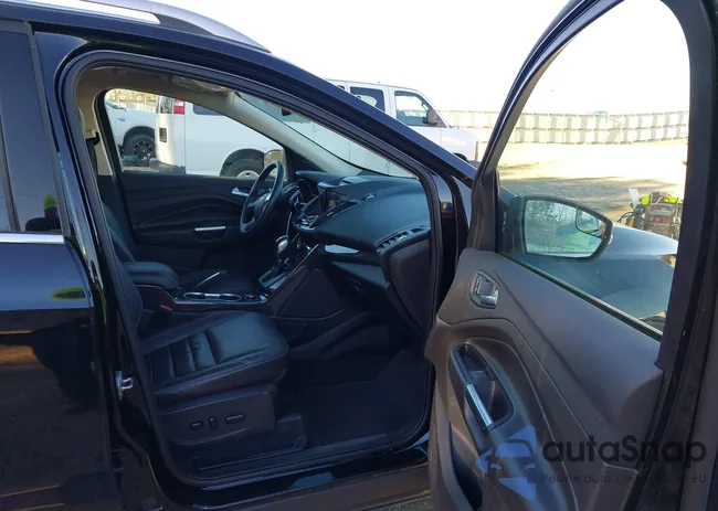 1FMCU0J95GUB88852: 44148323